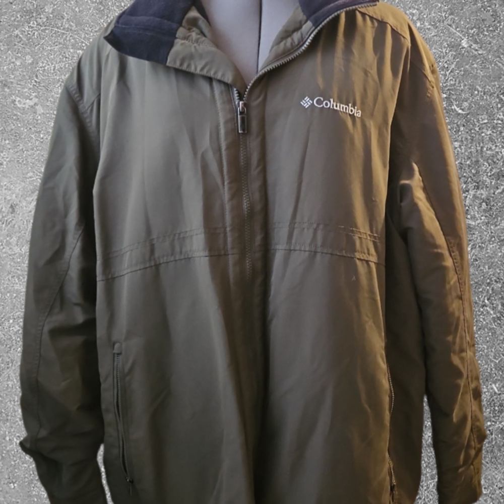 Columbia Men's Green Windbreaker Jacket
